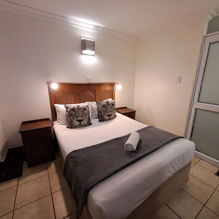 Green Door Guest House Mossel Bay Exterior photo