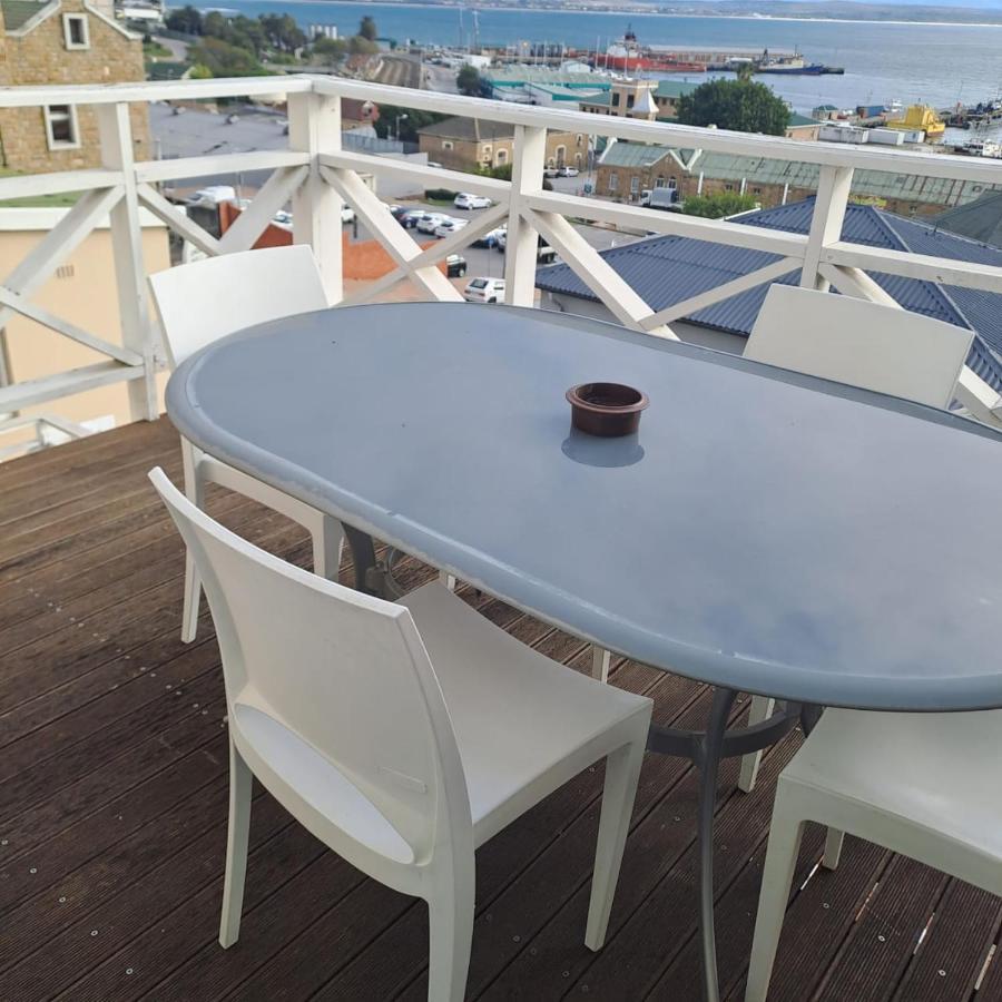 Green Door Guest House Mossel Bay Exterior photo